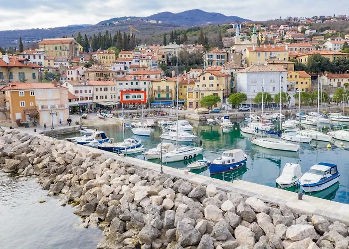 Seaview Volosko Διαμέρισμα *